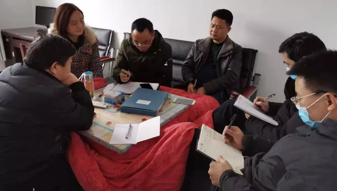 我院抽派7名班子成员到各乡镇卫生院督导并入户排查(图11)